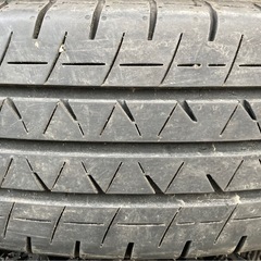 YOKOHAMA 195/80R15 25年製 夏タイヤの画像