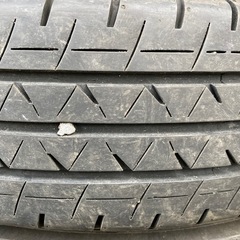 YOKOHAMA 195/80R15 25年製 夏タイヤの画像