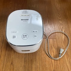 シャープ　炊飯器　3合　ホワイトの画像