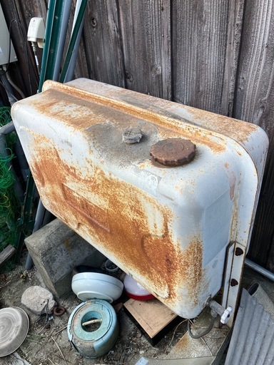 給湯器　ボイラー　タンク