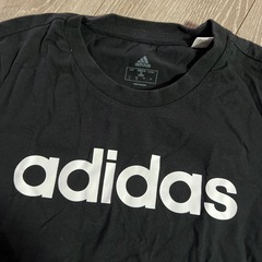 adidas Tシャツの画像
