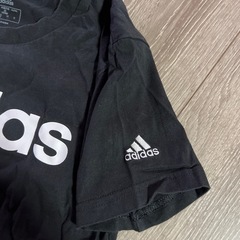 adidas Tシャツの画像