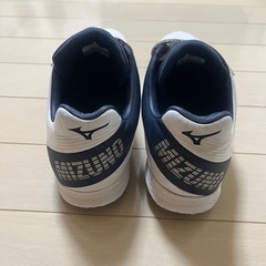 Mizuno 野球トレーニングシューズ 23.5cm ホワイト/ネイビー　ミズノの画像