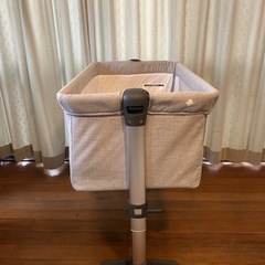 ベビーベッドの画像