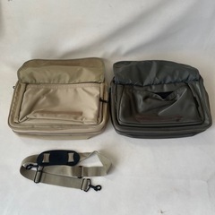 UNIQLO ユニクロ 2ウェイ 書類かばん ショルダーバッグ 多目的収納 ベージュ カーキグレー 2個セット 中古品  の画像