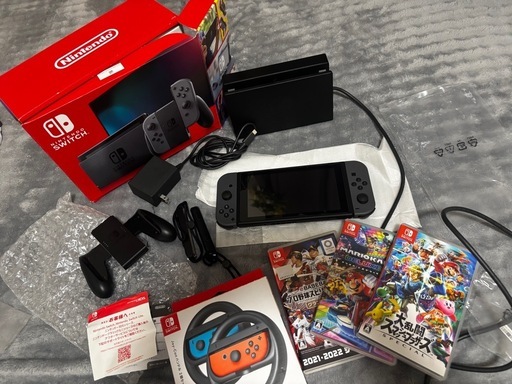 11月末までに売り切り、任天堂Switch 一式売り 使用回数3回！美品　　マリカ・大乱・プロスピソフト付き