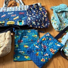 【まとめ売り】入園グッズ  男　子供　リュック　巾着　上履き入れ　布団バック　ショルダーバッグ　通園バック　アンパンマン　車　飛行機　新幹線　サンリオ　すみっコぐらし　の画像