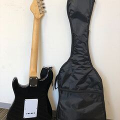 ☆【PLAYTECH ギター アンプ セット】エレキギター 黒 白 ブラック ホワイト ストラトキャスター JAMMER Jr プレイテック ギターアンプ 音出し未確認 現状品  全長98㎝ ケース付き 音楽 楽器 中古品(NF251127)303-587の画像