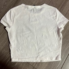 SHEIN ショート丈トップスの画像