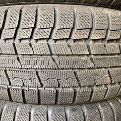 TOYO TIRES 215/55R17 21年製　スタッドレスタイヤの画像