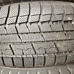 TOYO TIRES 215/55R17 21年製　スタッドレスタイヤの画像