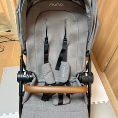 nuna AB型ベビーカーの画像