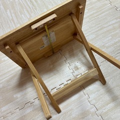 折りたたみテーブル、トレーテーブルの画像