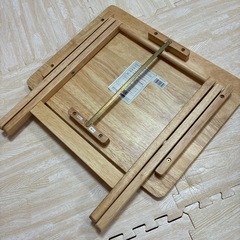 折りたたみテーブル、トレーテーブルの画像