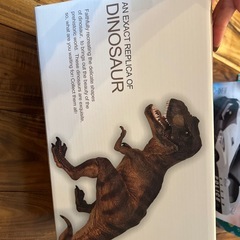 ラジコン、恐竜セット売りの画像