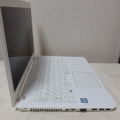 【お取引中です】Gateway　15インチ　core i3　8GB　SSD　カメラ　Wi-Fi　Bluetooth　マルチ　テンキー　Microsoft office2021　Windows11　の画像