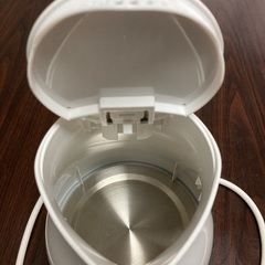 美品　電気ケトルの画像