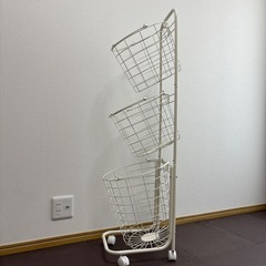 ランドリーバスケット　３段　ホワイト　早い者勝ちの画像