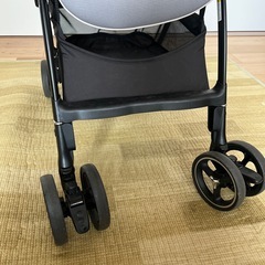 【美品】Aprica ラクーナクッションAE ベビーザらス限定モデルの画像