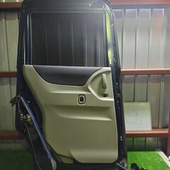 スズキ SUZUKI パレット MK21S リアドア 左の画像