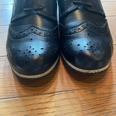 コムサイズム21cm、asics 21.5cmの画像