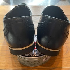 コムサイズム21cm、asics 21.5cmの画像