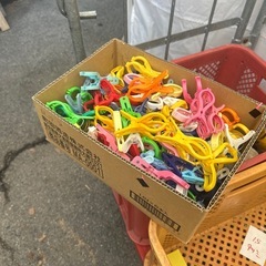 【無料】レトロな洗濯バサミ　大量の画像