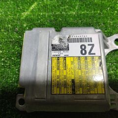 トヨタ TOYOTA ブレイド AZE156 エアバックコンピューターの画像