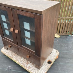 サイドボード　ブラウン　高さ82cm　　の画像