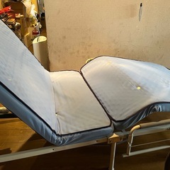  (決まりました)電動折りたたみベッド(動作確認済み)の画像