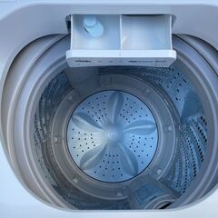 美品 ハイセンス 全自動洗濯機 5.5kg HW-55E2W 2022年製の画像