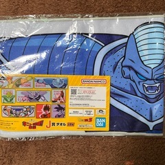 ドラゴンボールのタオルとビジュアルボードの画像