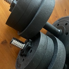 ダンベル左右2個セット20キロ　　の画像