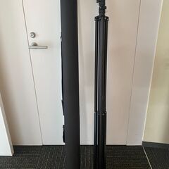 移動式金属販売ディスプレイ - Mobile metal sales display unitsの画像