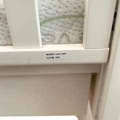 高級イタリア製nananのベビーベッドの画像