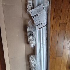 ニトリの防音カーテンとカーテンポールとカーテンフック　未使用品　の画像