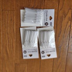 ニトリの防音カーテンとカーテンポールとカーテンフック　未使用品　の画像