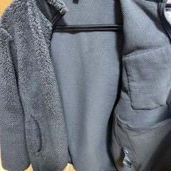 メンズ ユニクロ アウターの画像