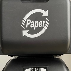 三段ゴミ箱の画像