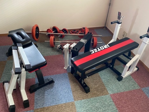 iROTECトレーニングマシーン他