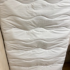 美品‼️シングルマットレスの画像