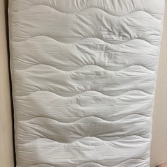 美品‼️シングルマットレスの画像