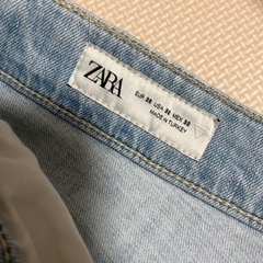 ⚪️レディース　ZARA　ニットとデニムの画像