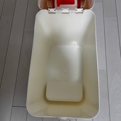 おむつゴミ箱の画像