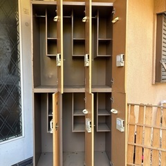 更衣ロッカー6室、鍵有ります。
の画像