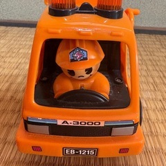 アンパンマン車缶とミキサー車セットの画像