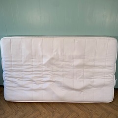 【訳ありタダでお譲りします】ニトリ　ベッドマットレス　セミダブルの画像
