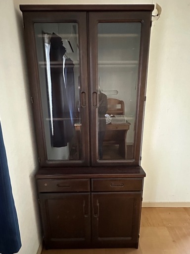 カリモク　　本棚　　食器棚