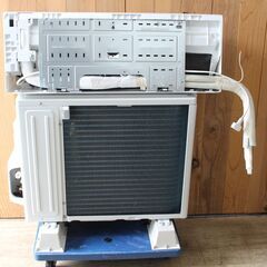 257)YAMADA ヤマダ RIAIR リエラ ルームエアコン YHAC-22L1-W YHC-22L1 2021年製 主に6畳 6～9畳 2.2kwの画像