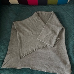 アシンメトリー　アイスグレー　ニットトップスの画像